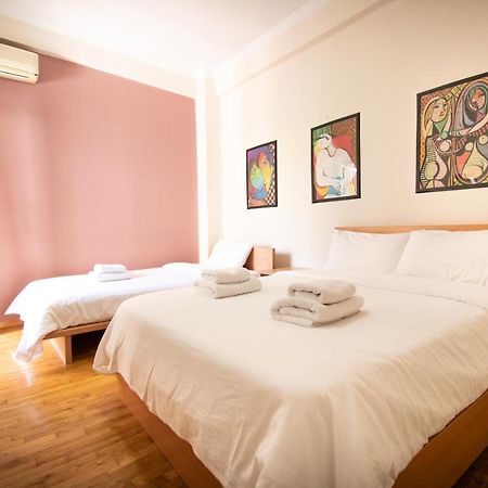 Appartamento Cozy Flat In Heart Of Acropolis Atene Esterno foto