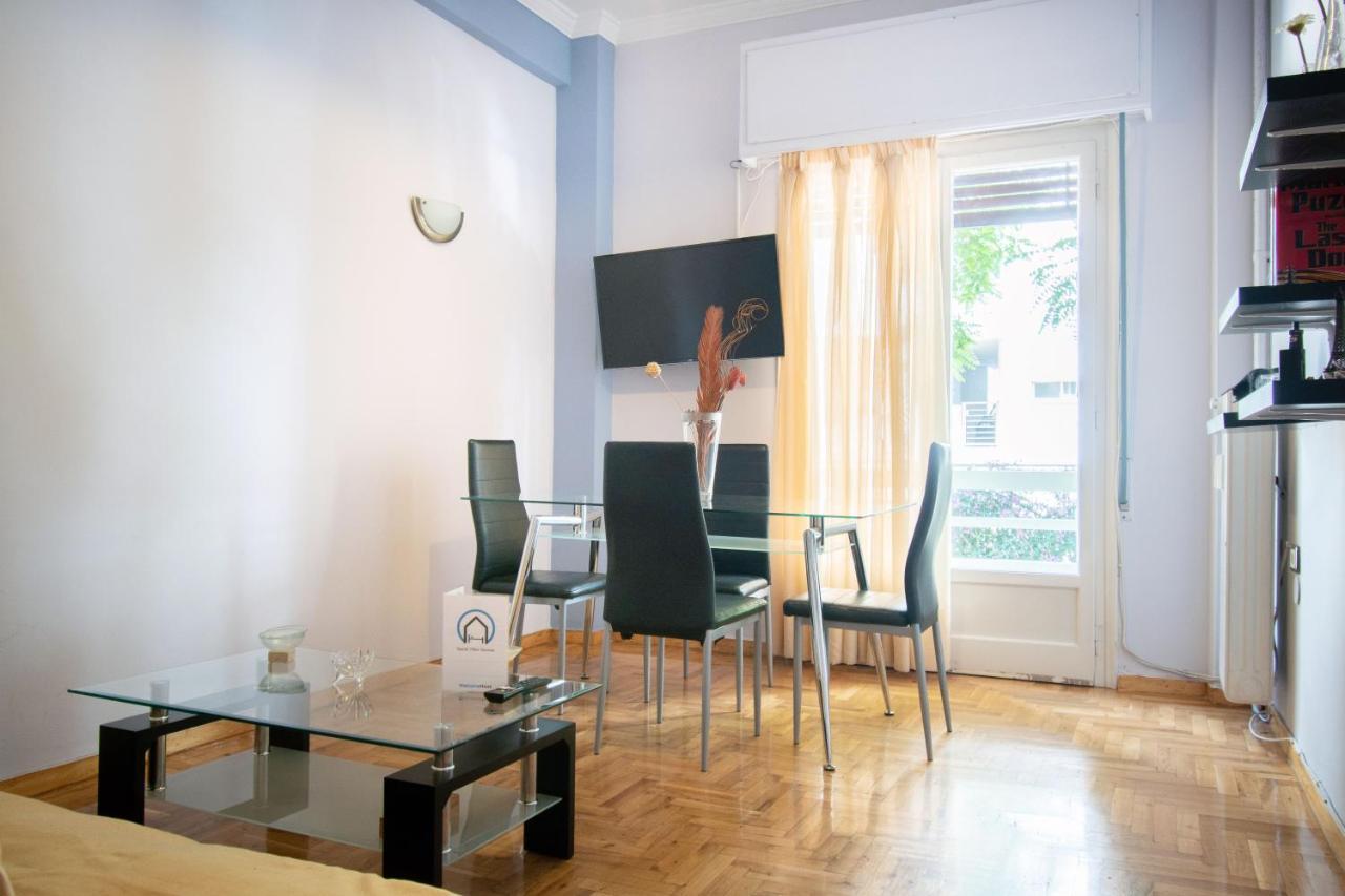 Appartamento Cozy Flat In Heart Of Acropolis Atene Esterno foto